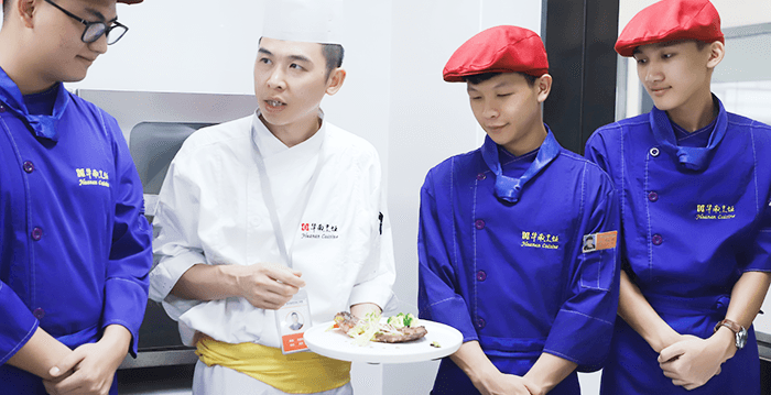 ����ʵ�ٽ�ѧ