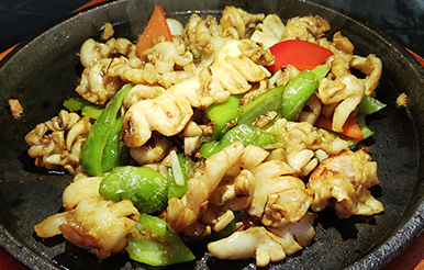 ���ϳ�ʦѧУѧ���в���Ʒ