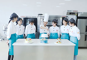 ��ʦ��ѵѧУ����ʽ���ר�ư�