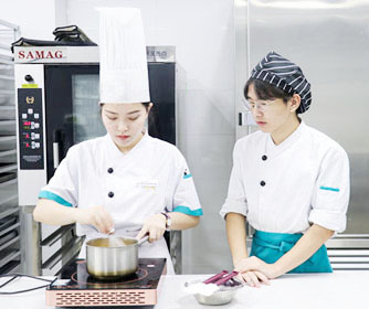 ������ѵ�ļҺ�